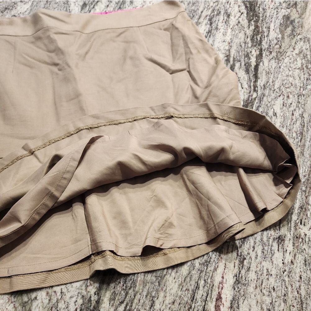 BANANA Republic khaki ruffle trim mini skirt size 12P petite - Picture 3 of 7